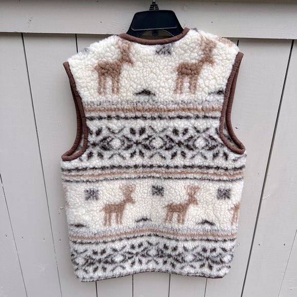 Vintsge Faux Sheepskin Sherpa holiday lodge Vest Size M - Picture 2 of 4